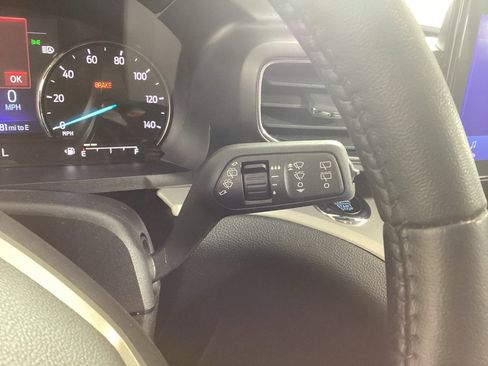 Used 2023 Ford Explorer XLT w/ Equipment Group 202A image 20