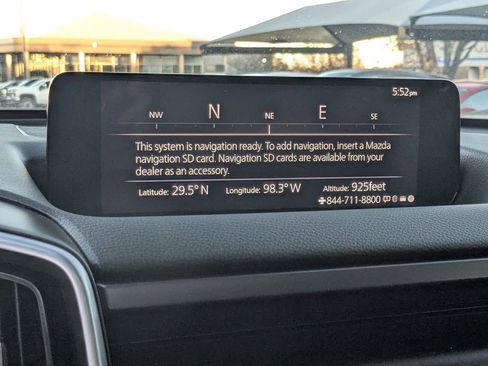 Used 2025 MAZDA CX-50 AWD 2.5 Hybrid w/ Premium Pkg image 22