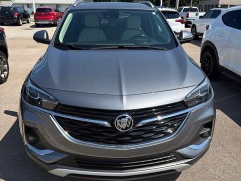 Used 2020 Buick Encore GX Essence w/ Experience Buick Package AWD/4WD image 2