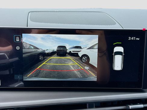 New 2026 Hyundai Santa Fe SE FWD image 11