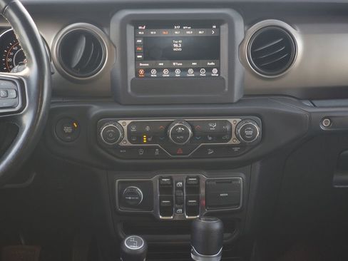 Used 2021 Jeep Wrangler Unlimited Sport image 31