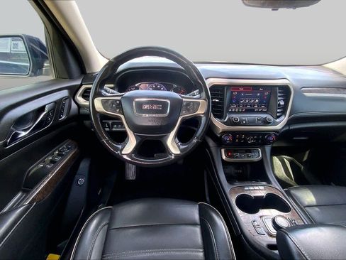Used 2021 GMC Acadia Denali w/ Denali Technology Package FWD image 6