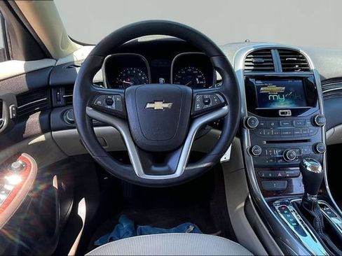 Used 2013 Chevrolet Malibu Eco w/ Power Convenience Package FWD image 8