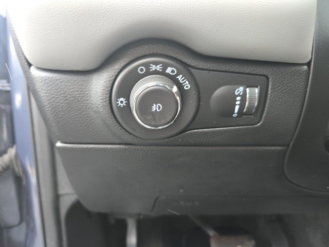 Used 2021 Dodge Durango R/T w/ Technology Group AWD/4WD image 11