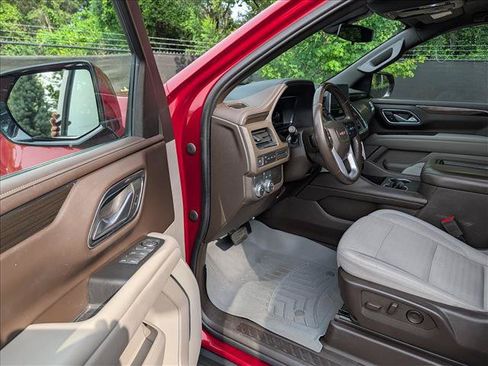Used 2022 GMC Yukon SLE RWD image 29
