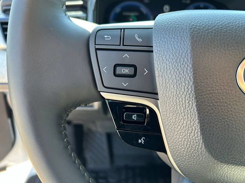 Used 2026 Toyota Camry XSE AWD/4WD image 12