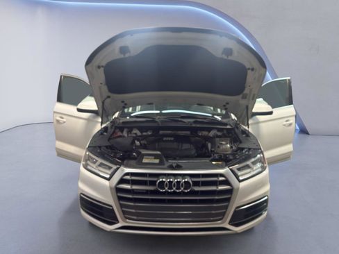 Used 2018 Audi Q5 2.0T Premium Plus w/ Premium Plus Package image 9