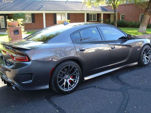 Used 2015 Dodge Charger SRT w/ Harman/Kardon Audio Group image 6