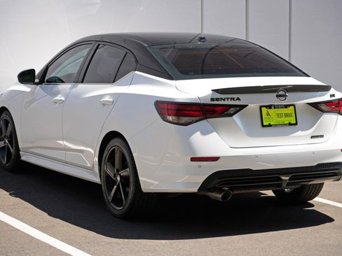 Used 2023 Nissan Sentra SR w/ Midnight Edition Package FWD image 41