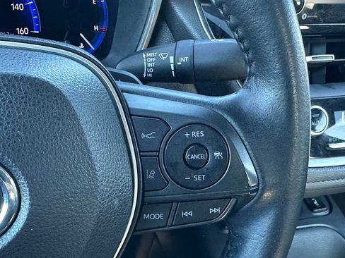 Used 2021 Toyota Corolla XSE w/ Carpet Mat Package (TMS) FWD image 35