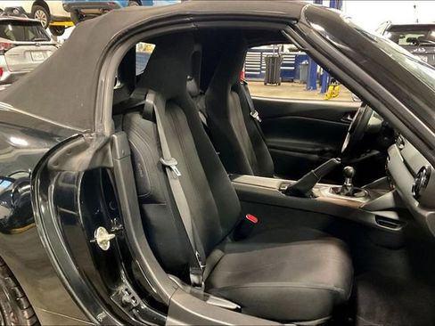 Used 2023 MAZDA MX-5 Miata Sport image 5