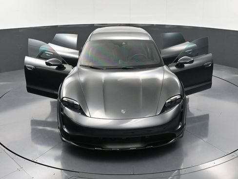 Certified 2023 Porsche Taycan 4 Cross Turismo image 35