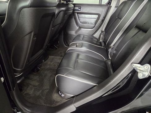 Used 2010 HUMMER H3 Alpha image 20