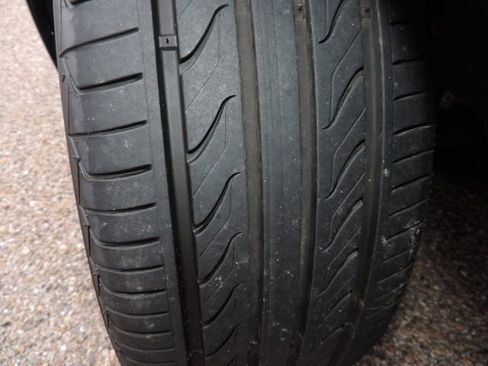 Used 2022 Hyundai Elantra Limited image 15