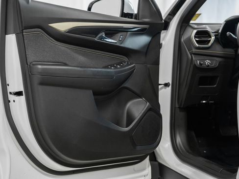 Used 2025 Chevrolet TrailBlazer ACTIV FWD image 39