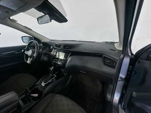 Used 2022 Nissan Rogue Sport SV w/ Technology Package AWD/4WD image 28