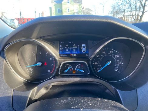 Used 2018 Ford Focus SE image 18