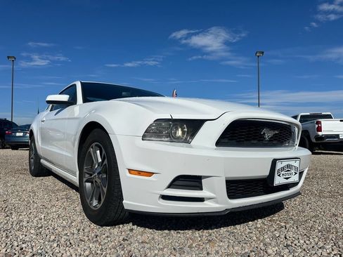 Used 2014 Ford Mustang Premium RWD image 2