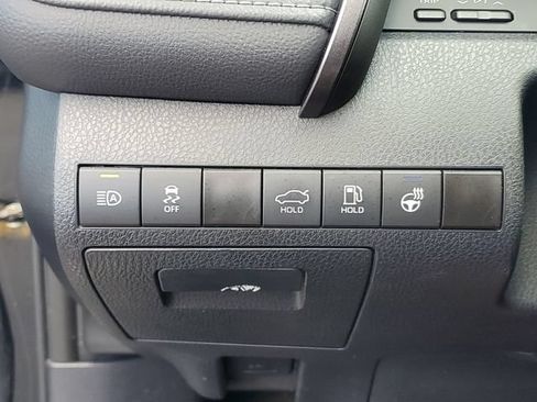 Used 2024 Toyota Camry SE FWD image 17
