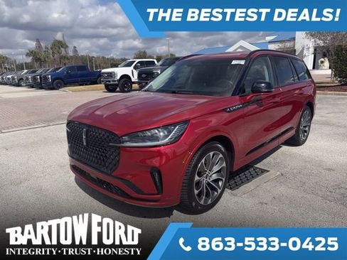 Used 2025 Lincoln Aviator Premiere w/ Jet Appearance Package image 1