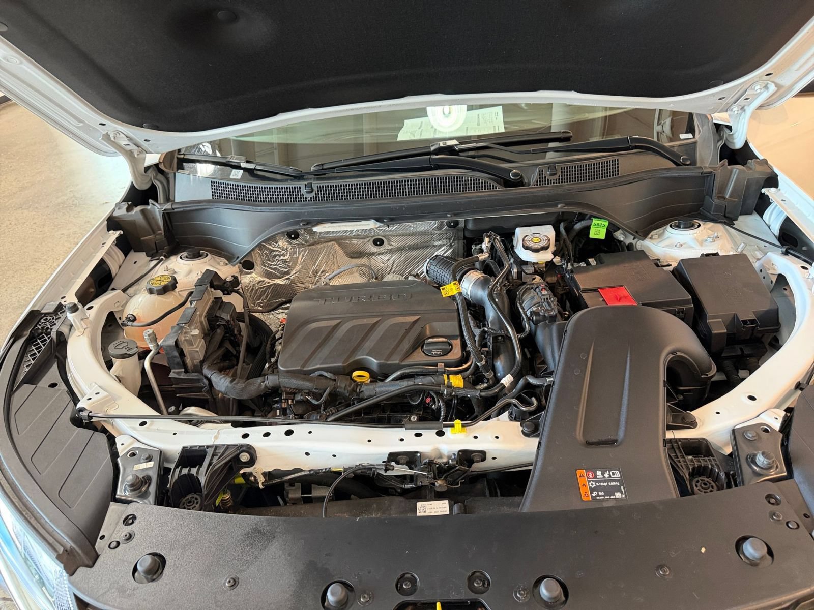 Used 2025 Chevrolet Trax LT w/ LT Convenience Package FWD image 30