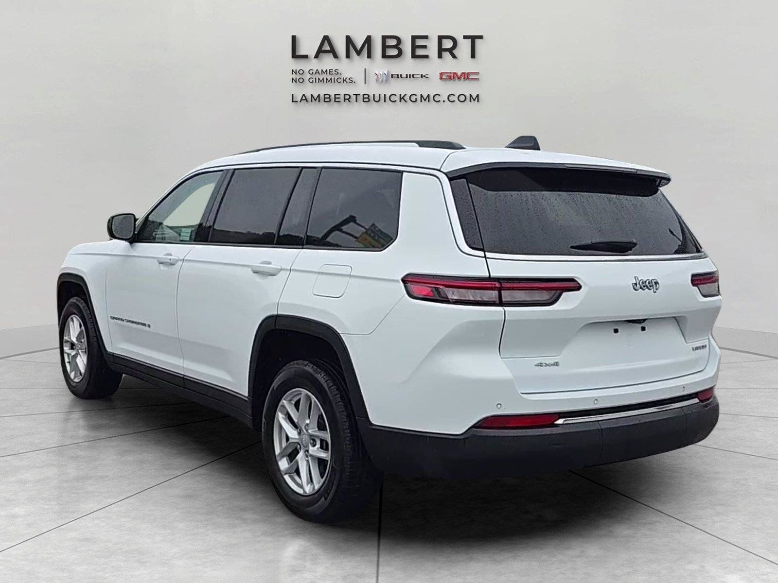Used 2023 Jeep Grand Cherokee L Laredo AWD/4WD image 3
