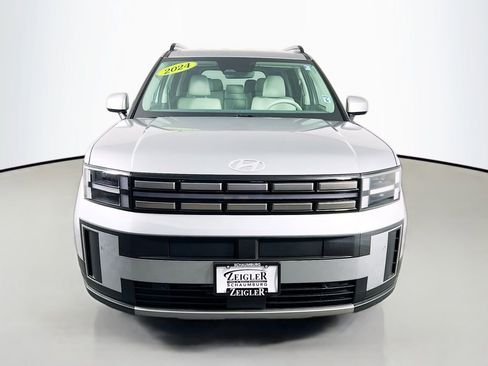 Used 2024 Hyundai Santa Fe SEL image 2