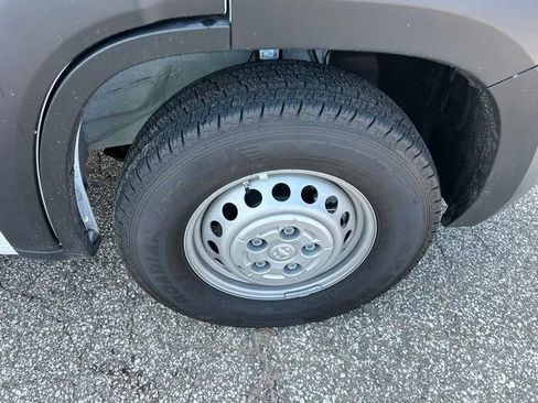 Used 2025 RAM ProMaster 2500 w/ Power Group image 31