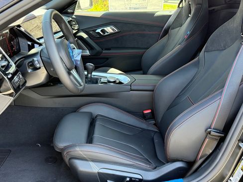 New 2026 BMW Z4 M40i RWD image 20