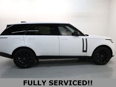 Used 2025 Land Rover Range Rover Long Wheelbase SE AWD/4WD image 6