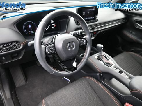 Used 2024 Honda HR-V Sport image 18