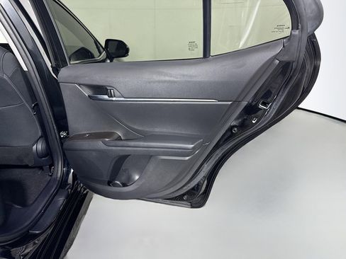 Used 2024 Toyota Camry LE w/ Convenience Package FWD image 28