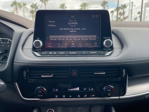 Certified 2021 Nissan Rogue SV FWD image 18