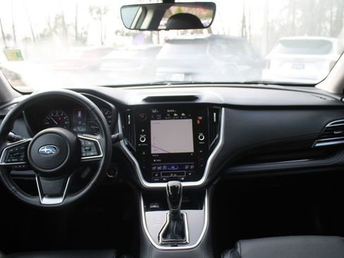 Used 2024 Subaru Outback Limited image 25