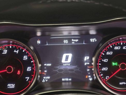 Used 2019 Dodge Charger Scat Pack w/ Dynamics Package RWD image 34