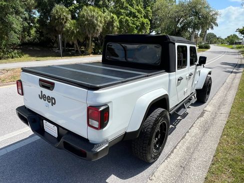Used 2020 Jeep Gladiator Sport w/ Quick Order Package 24S image 8