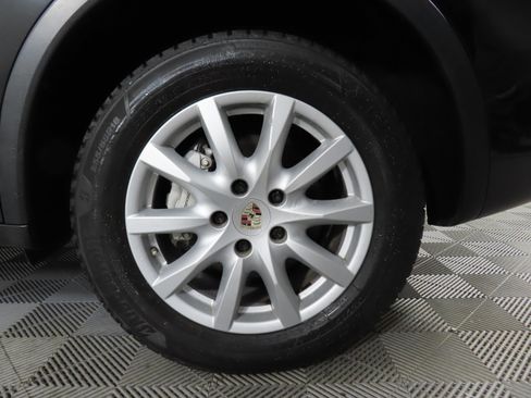 Used 2012 Porsche Cayenne S image 45