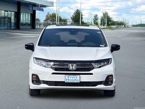 New 2026 Honda Odyssey Sport-L image 14