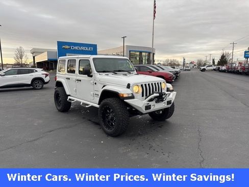 Used 2019 Jeep Wrangler Unlimited Sahara image 1
