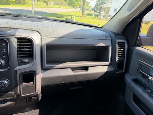 Used 2017 RAM 1500 Express w/ Black Ram 1500 Express Group AWD/4WD image 18