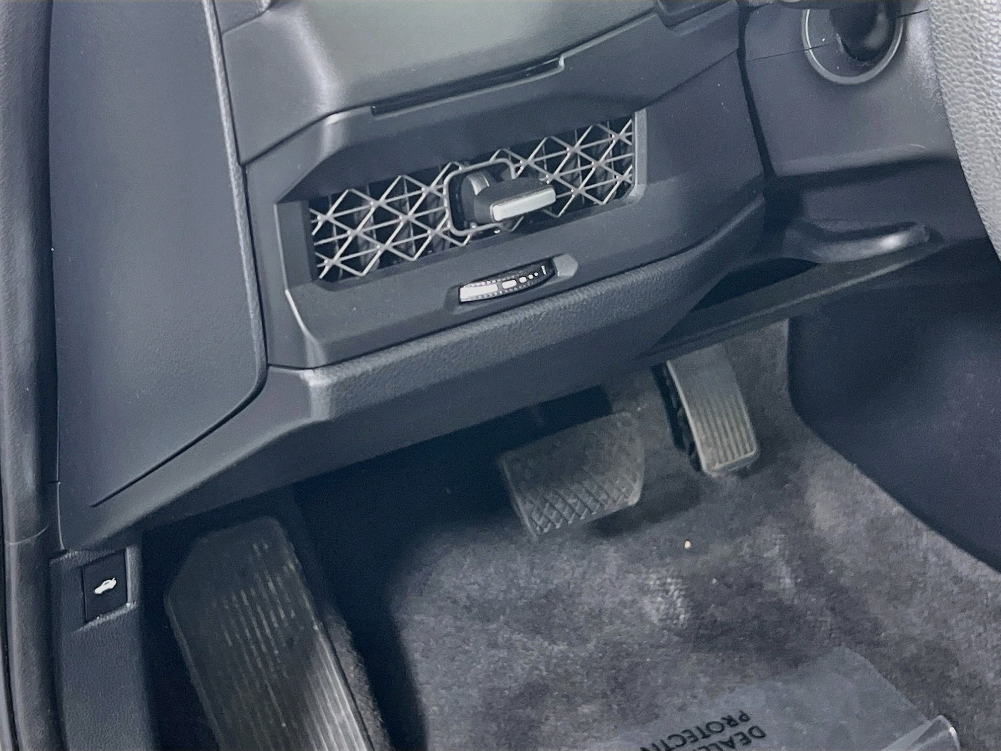 Used 2023 Honda Accord EX image 10