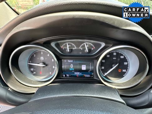 Used 2018 Buick Envision Essence image 33