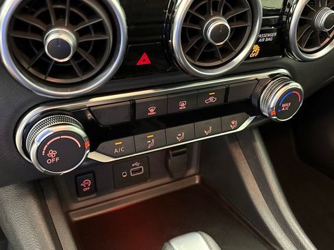 Certified 2025 Nissan Sentra S FWD image 32