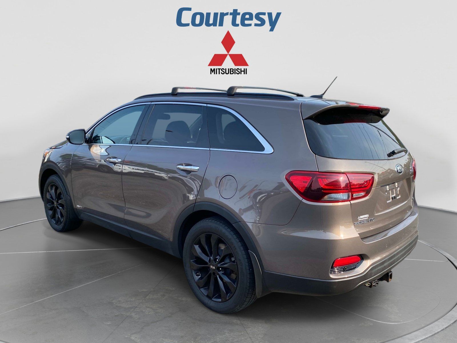 Used 2019 Kia Sorento S AWD/4WD image 3