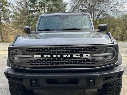 Used 2024 Ford Bronco Badlands w/ Sasquatch Package image 2