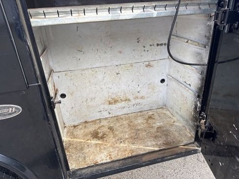 Used 2013 GMC Sierra 3500 W/T w/ Snow Plow Prep Package image 8