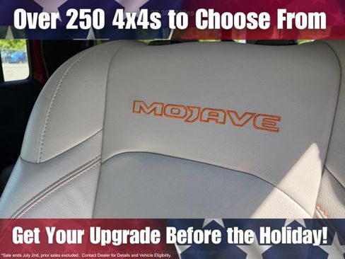 Used 2022 Jeep Gladiator Mojave w/ Dual Top Group AWD/4WD image 18