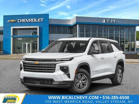 New 2025 Chevrolet Traverse LT w/ Enhanced Driving Package image 1