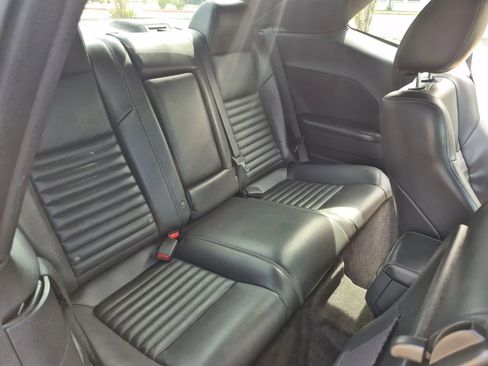 Used 2010 Dodge Challenger R/T image 19