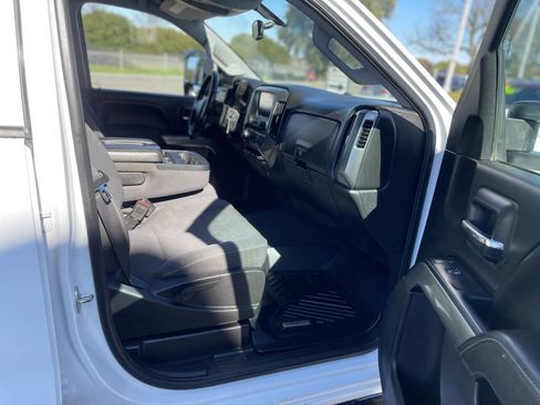 Used 2019 Chevrolet Silverado 2500 LT image 30